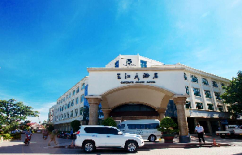 San Jiang Grand Hotel Vientián Kültér fotó