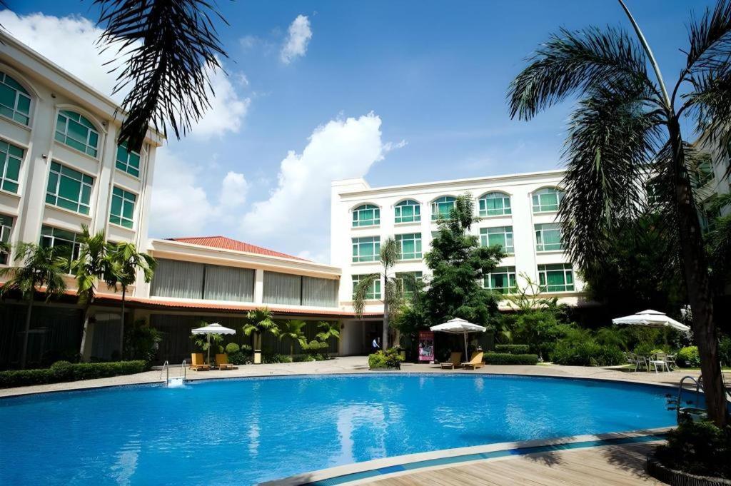 San Jiang Grand Hotel Vientián Kültér fotó